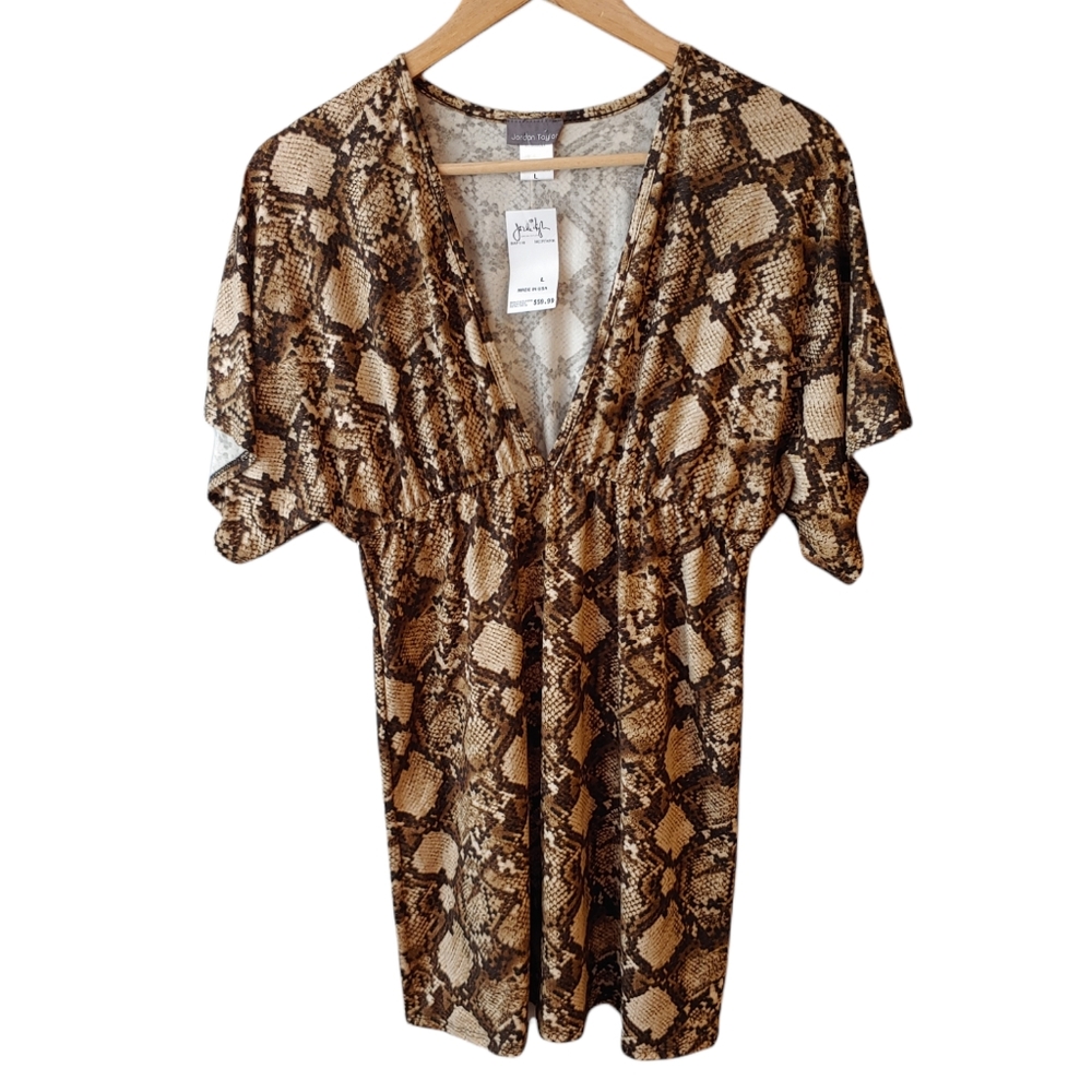 NWT- Jordan Taylor Snakeskin V-neck Minidress Size Large